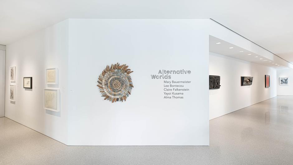 Installation Views - Alternative Worlds - Mary Bauermeister, Lee Bontecou, Claire Falkenstein, Yayoi Kusama & Alma Thomas / June 1 – July 30, 2021 - Exhibitions