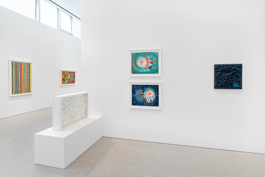 Installation Views - Alternative Worlds - Mary Bauermeister, Lee Bontecou, Claire Falkenstein, Yayoi Kusama & Alma Thomas / June 1 – July 30, 2021 - Exhibitions