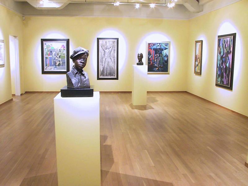 Installation Views - African-American Art: 20th Century Masterworks, X - January 17 – March 8, 2003 - Exhibitions